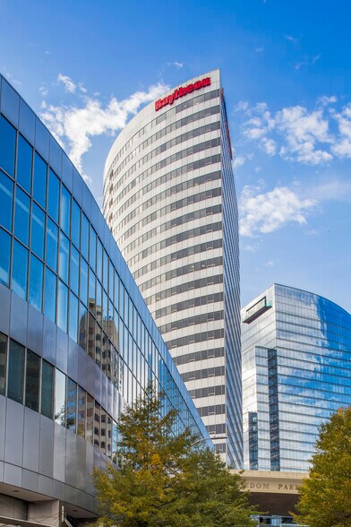 More Photos Of 1100 Wilson Blvd, Arlington Unknown For Lease