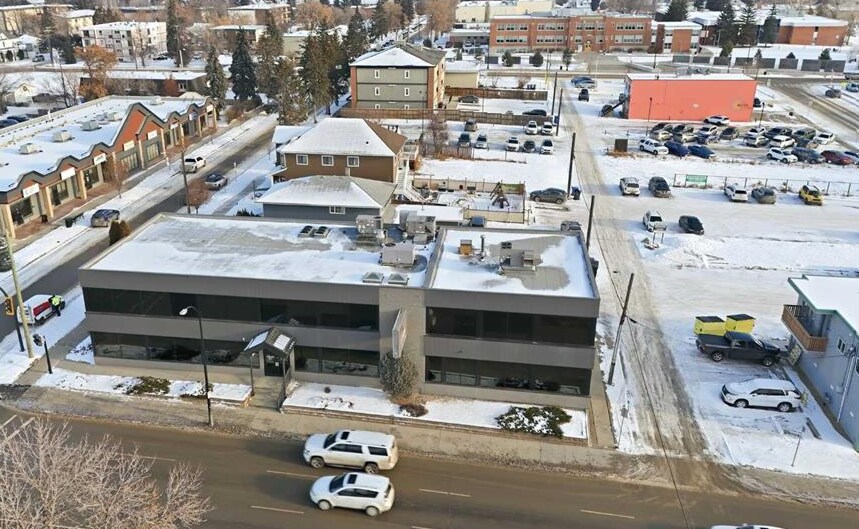 More Photos Of 5233 49 Ave, Red Deer Office For Sale