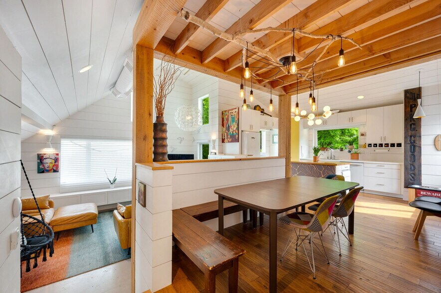 More Photos Of 4113 Main St, Fish Creek Storefront Retail Residential For Sale