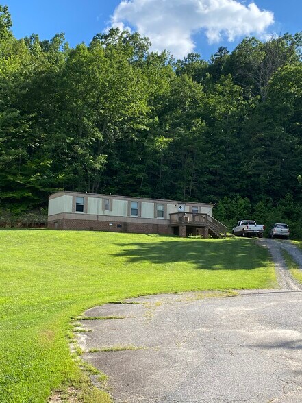 More Photos Of 6695 Springbrook Ave, Hickory Manufactured Housing Mobile Home Park For Sale