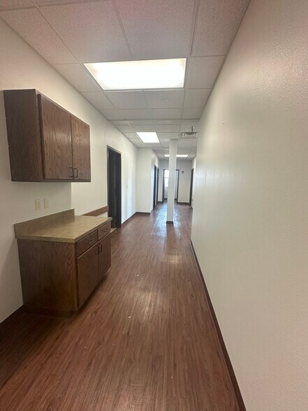 More Photos Of 7202 Slide Rd, Lubbock Medical For Sale