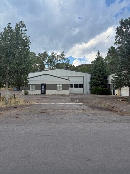 More Photos Of 5410 E Commerce Ave, Flagstaff Warehouse For Lease