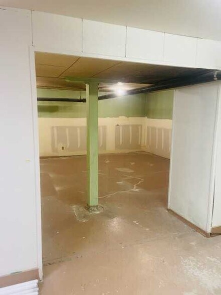 More Photos Of 237 E Center St, Pocatello Storefront Retail Office For Sale