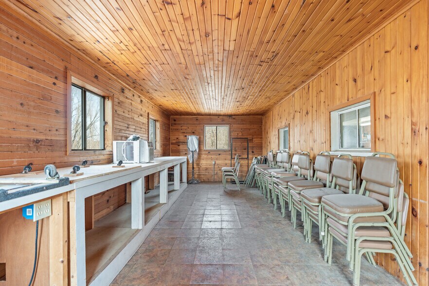 More Photos Of 8572 Silver Lake Rd, Linden Freestanding For Sale