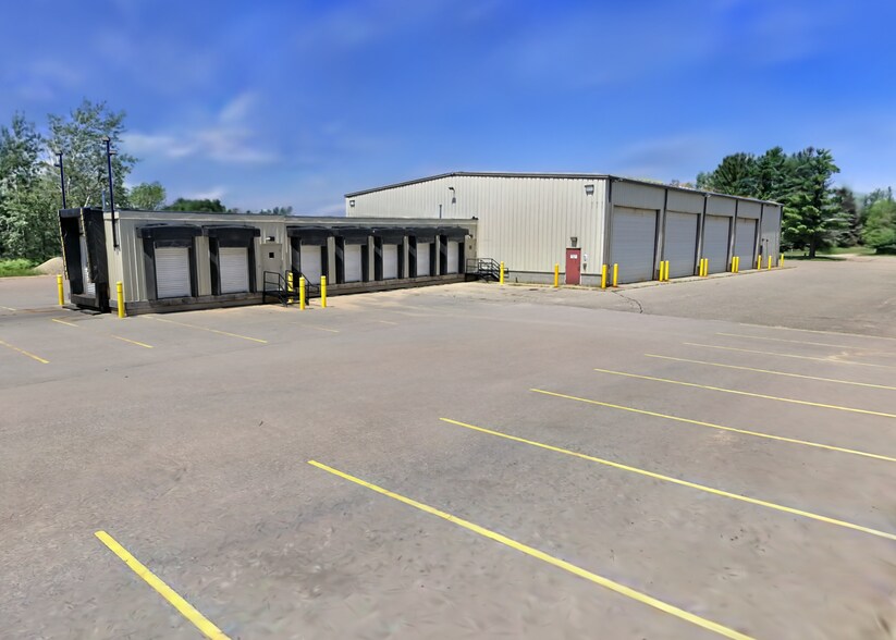 Primary Photo Of 1421 Potthoff St, Cadillac Distribution For Sale