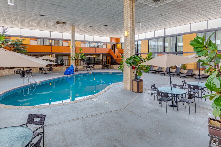 More Photos Of 2101 S Meridian Ave, Oklahoma City Hotel For Sale