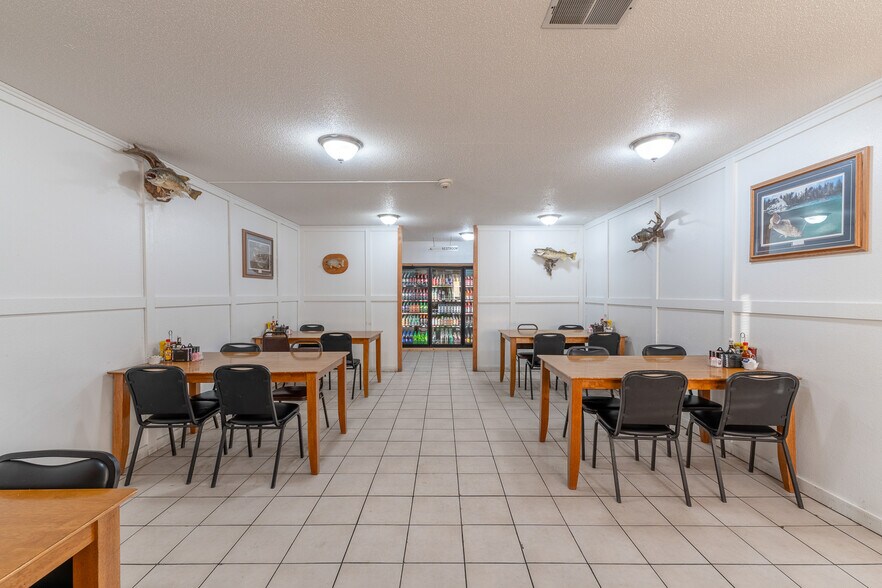 More Photos Of 19389 Frontage Rd, Detroit Lakes Hotel For Sale