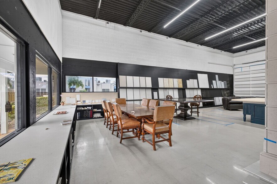 More Photos Of 1334 S Killian Dr, Lake Park Warehouse For Sale