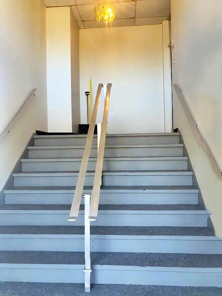 More Photos Of 100 Philadelphia Pike, Wilmington Light Distribution For Lease