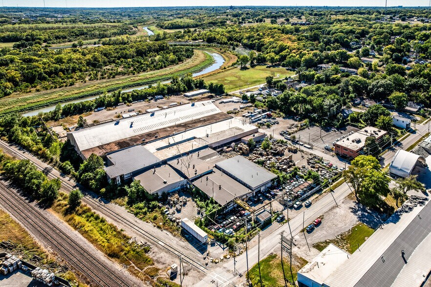 More Photos Of 7219 E 17th St, Kansas City Manufacturing For Lease