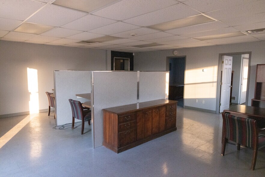 More Photos Of 3533 E Highway 175, Kaufman Manufacturing For Lease