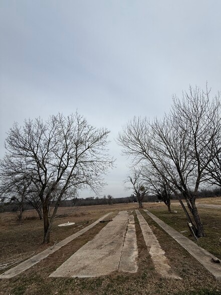 More Photos Of 15501 Jacobson Rd, Del Valle Land For Lease