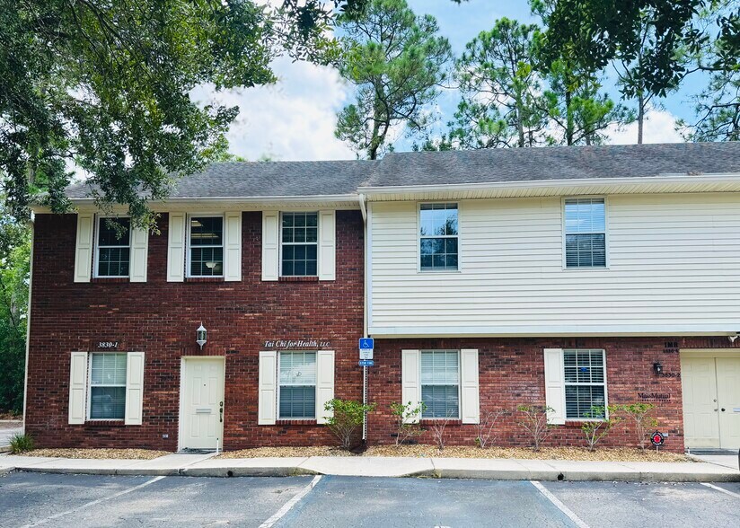 More Photos Of 3830 Williamsburg Park Blvd, Jacksonville Medical For Sale