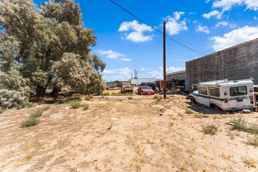 More Photos Of 27157 Twenty Mule Team rd, Boron Industrial For Sale