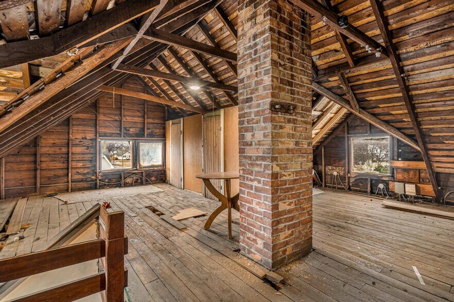 More Photos Of 4201 Burnham Ave, Toledo Apartments For Sale