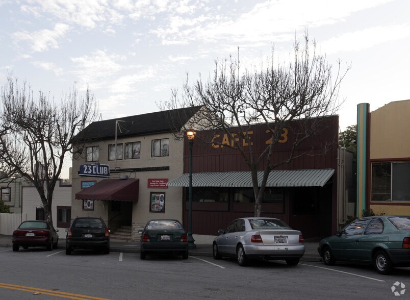 More Photos Of 23 Visitaction Ave, Brisbane Storefront For Sale