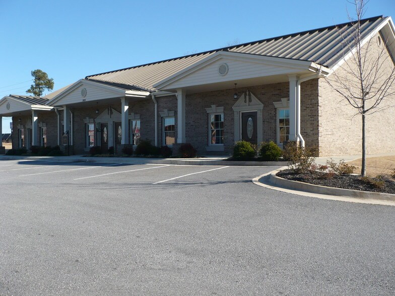 More Photos Of 3925 Harrison Rd, Loganville Office For Sale