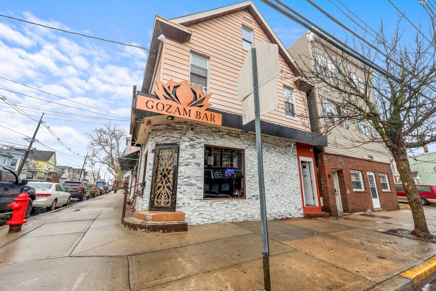 More Photos Of 200 Hall Ave, Perth Amboy Bar For Sale