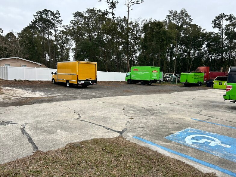 More Photos Of 10569 Lem Turner Rd, Jacksonville Medical For Sale