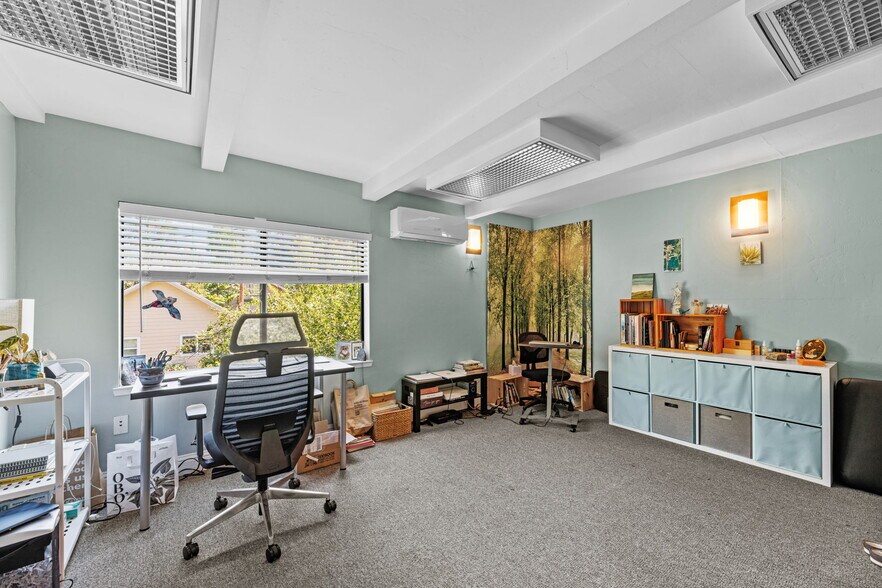 More Photos Of 2741 Franklin Blvd, Sacramento Storefront Retail Office For Sale