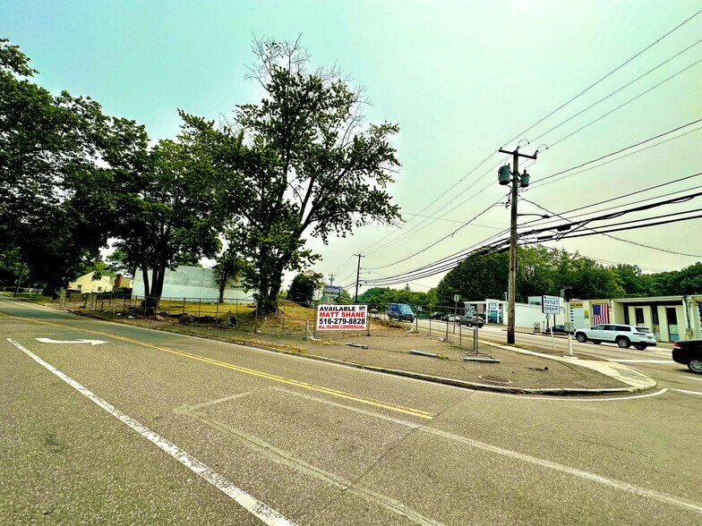 More Photos Of 449 E Jericho Tpke, Huntington Station Land For Sale