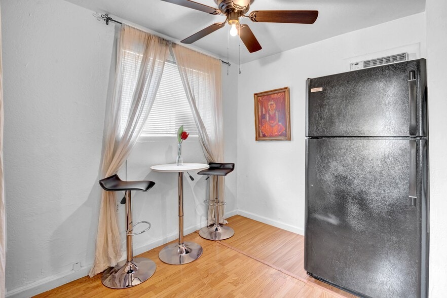 More Photos Of 712 E Pierce St, Phoenix Multifamily For Sale