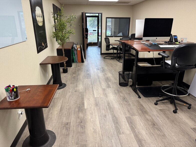 More Photos Of 2646 Palma Dr, Ventura Warehouse For Lease