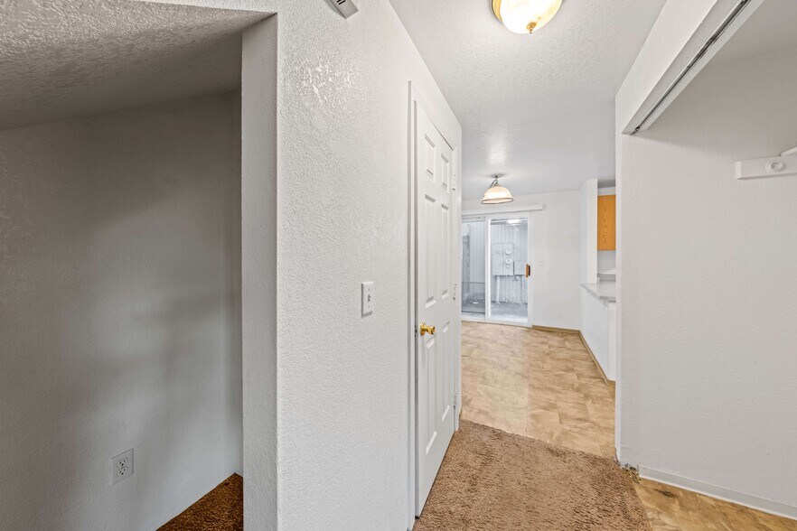 More Photos Of 516 J St, Medford Multifamily For Sale