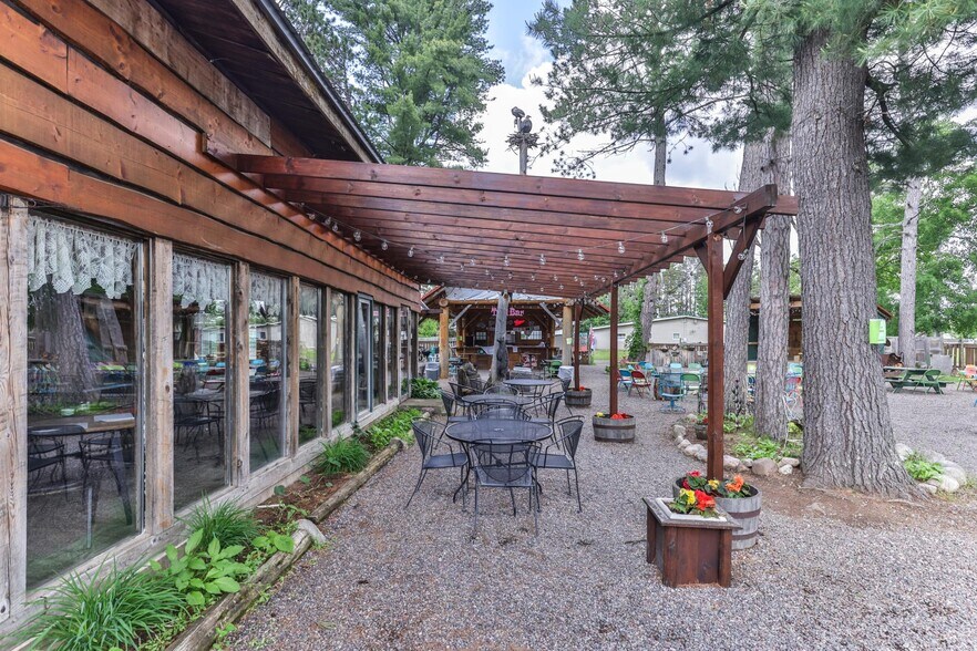 More Photos Of 5234 US-51 Hwy, Mercer Bar For Sale