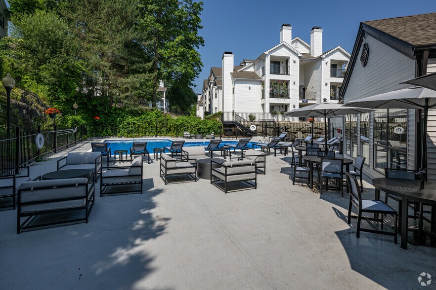 More Photos Of 100 Elena St, Cranston Apartments For Sale