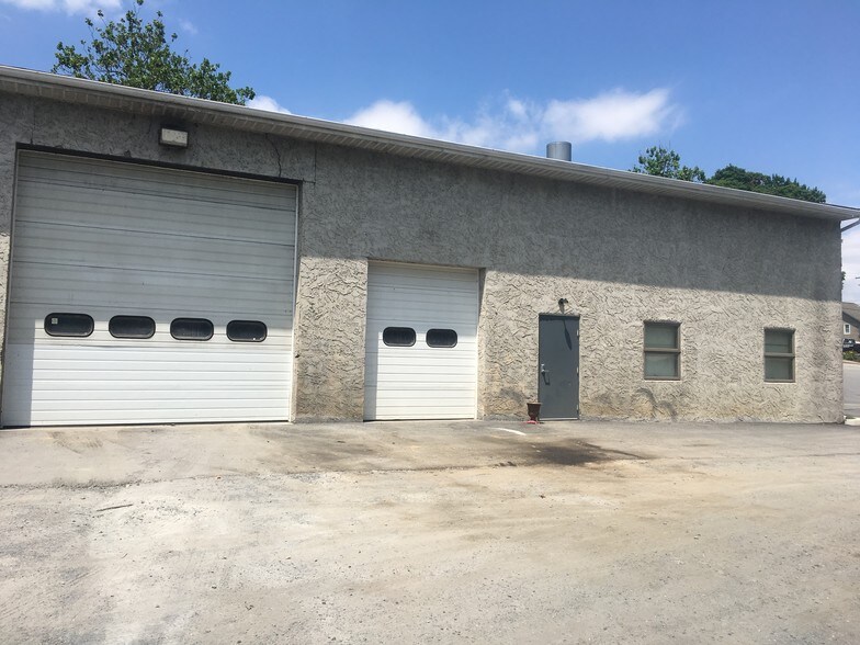 More Photos Of 615 Front St, Whitehall Service For Lease