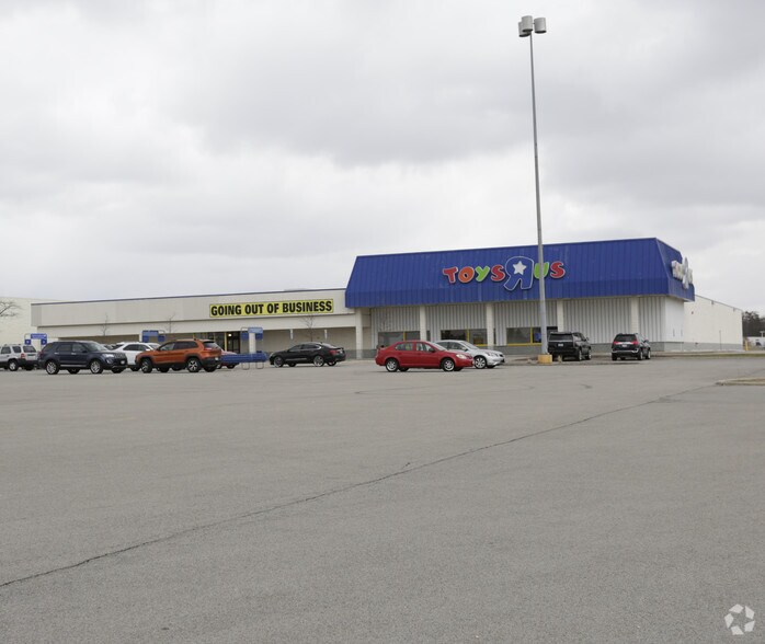 More Photos Of 3128 Voyager Ln, Joliet Freestanding For Lease