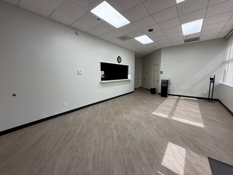 More Photos Of 1180 W Granada Blvd, Ormond Beach Medical For Lease