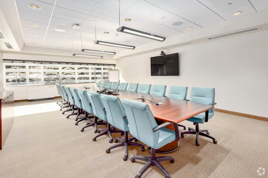 More Photos Of 4520 East West Hwy, Bethesda Office For Lease