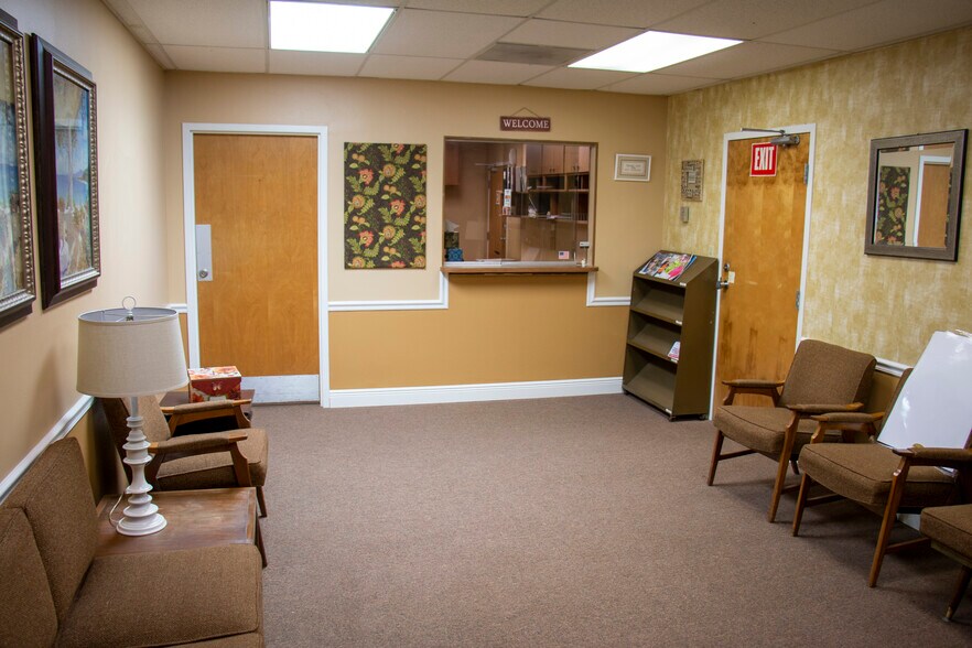 More Photos Of 2215 Nebraska Ave, Fort Pierce Medical For Lease