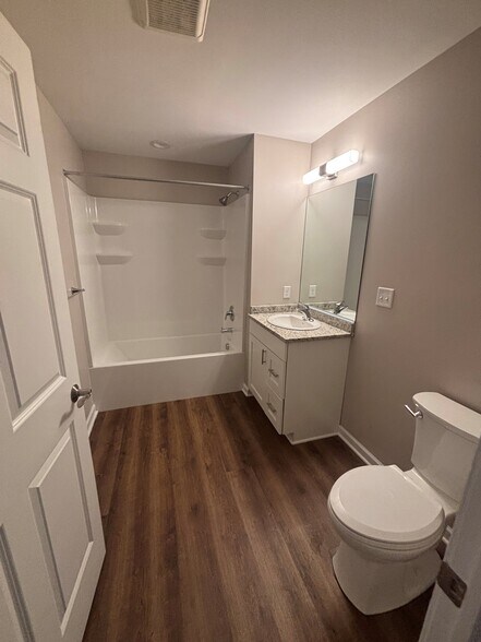 More Photos Of 6455 Lake Ave, Orchard Park Medical For Sale