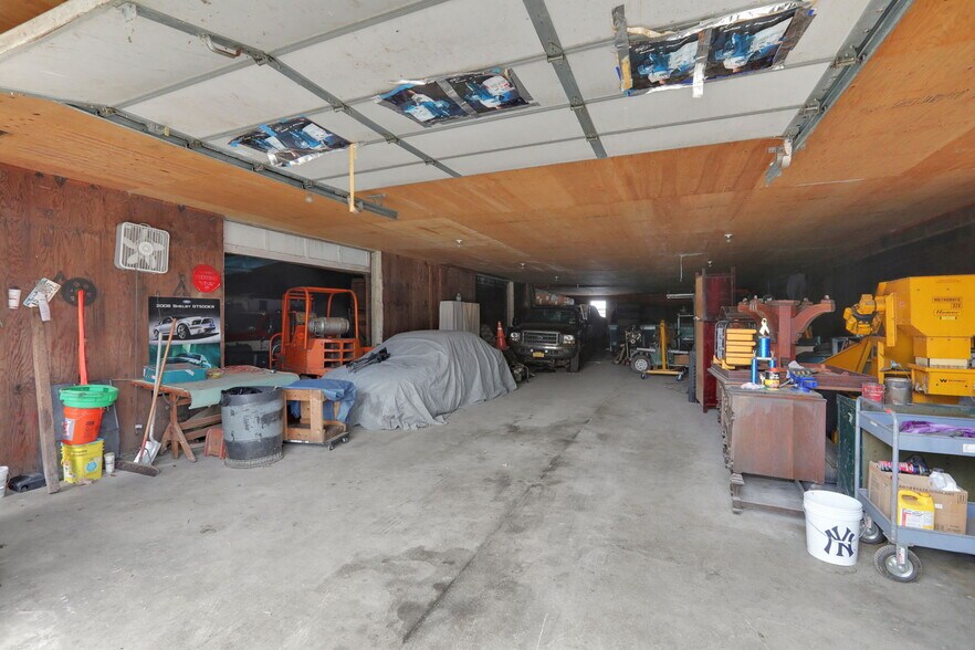 More Photos Of 350 Newport Bridge Rd, Pine Island Warehouse For Sale