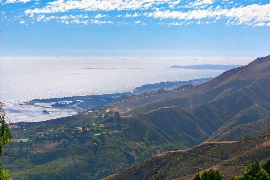 More Photos Of 21800 Azurelee Dr, Malibu Land For Sale