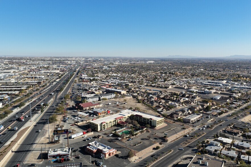 More Photos Of 900 N Yarbrough Dr, El Paso Hotel For Sale