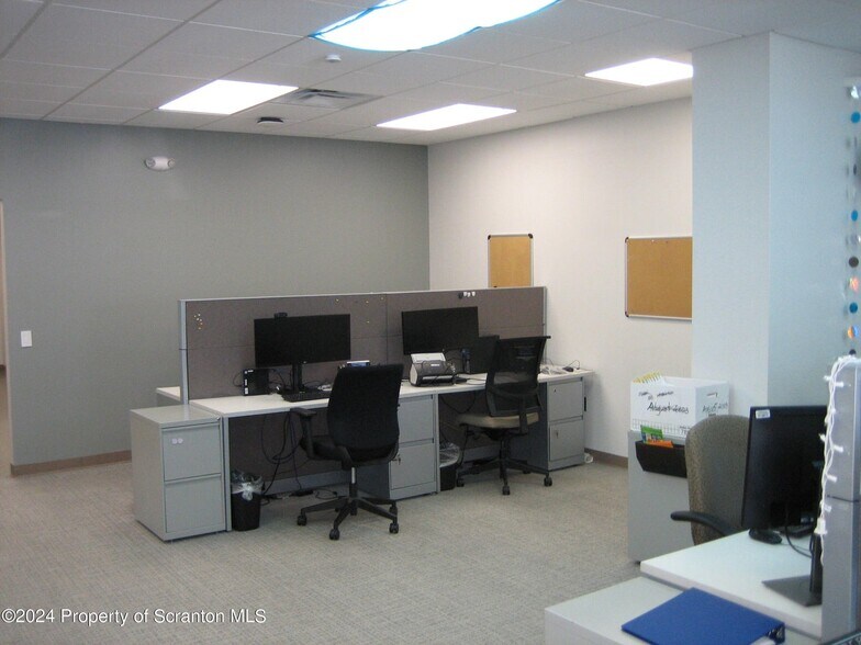 More Photos Of 316 Main St, Dickson City Medical For Sale