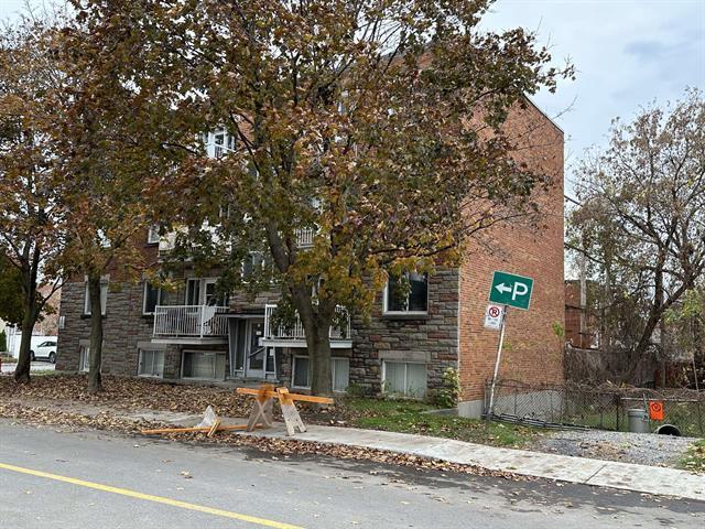 Primary Photo Of 835 Rue Sherbrooke E, Montréal Apartments For Sale