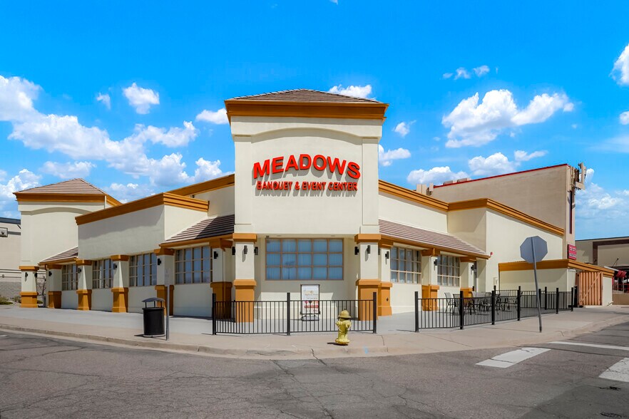 Primary Photo Of 9445 Park Meadows Dr, Lone Tree Restaurant For Sale