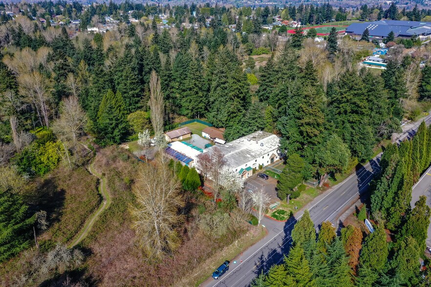 More Photos Of 2040 S 142nd St, Seatac General Retail For Sale