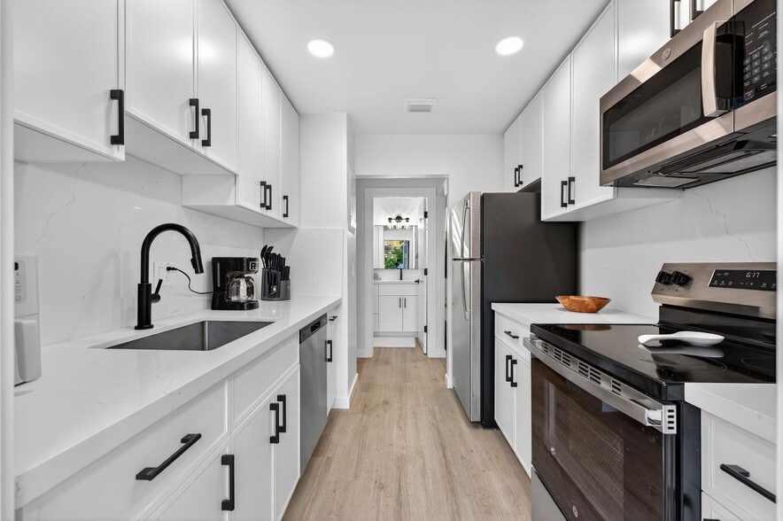 More Photos Of 800 Tropic Blvd, Delray Beach Apartments For Sale