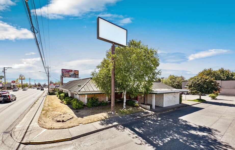 Primary Photo Of 3621 Wheaton Way, Bremerton Land For Sale