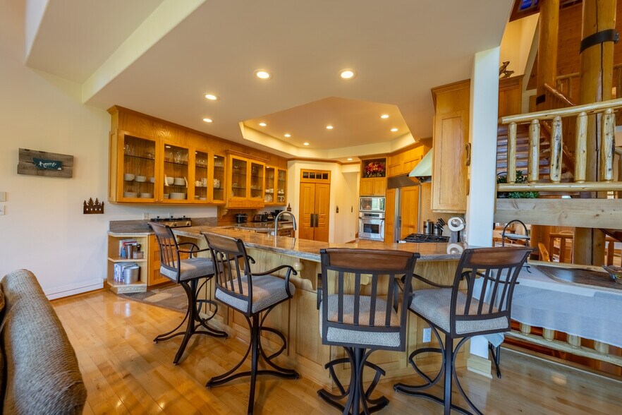 More Photos Of 135 Squire Ln S, Trout Creek Hospitality For Sale