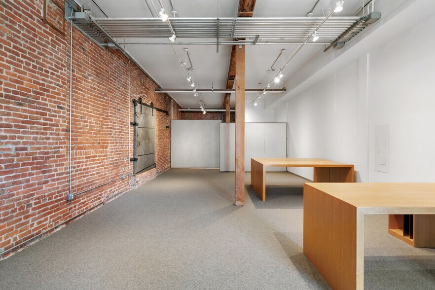 More Photos Of 720 York St, San Francisco Office For Sale