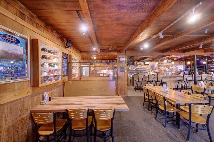 More Photos Of 996 Pacific Dr, Hammond Restaurant For Sale