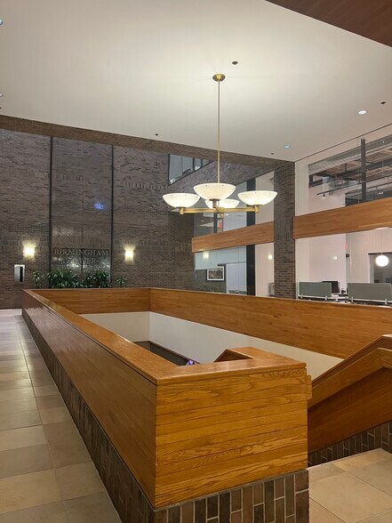 More Photos Of 280 N Old Woodward Ave, Birmingham Office For Lease