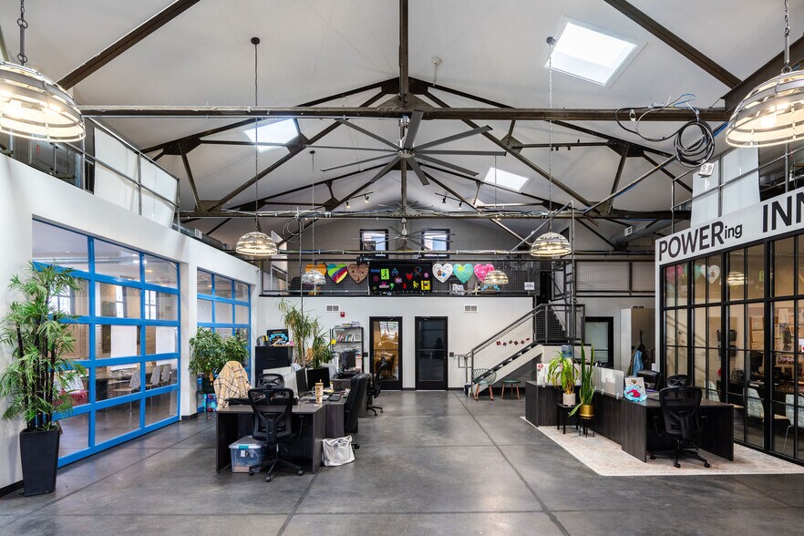 More Photos Of 632 Russell St, Covington Research And Development For Sale